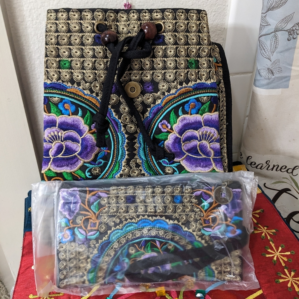 Backpack Purse 🌸 - Picture 2 of 3